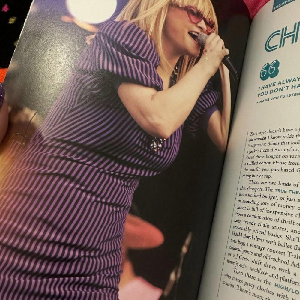 CUPCAKES & CASHMERE BOOK - Picture 5 of 8